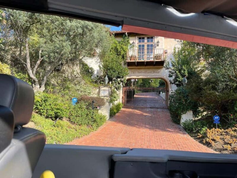 Los Angeles: Celebrity Homes and Movie Scenes Bus Tour - What to Expect on the Tour