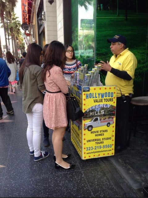 Los Angeles: Hollywood Sign and Celebrity Homes Tours - Beverly Hills Sign Visit