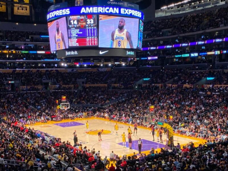 Los Angeles: Los Angeles Lakers Basketball Game Ticket - What to Expect from Your Lakers Game Experience