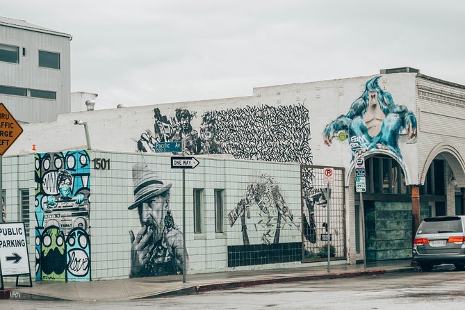 Los Angeles Street Art Photoshoot: Funky Venice With a Personal Photographer - Accessibility Information