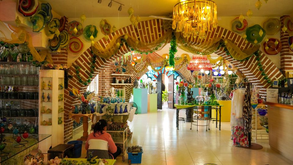 Los Cabos Famous Arch Cruise, City Tour and Lunch - Dining and Tastings