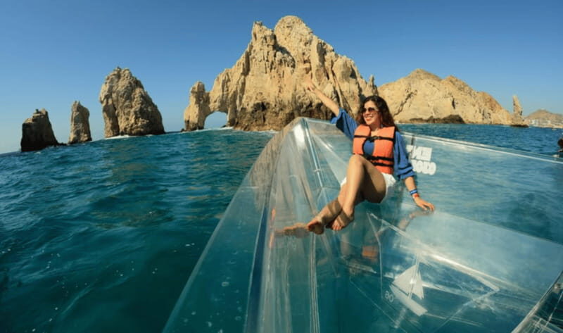 Los Cabos: Get to know the arch on the iconic transparent boat tour - Key Points