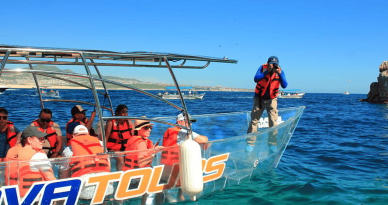 Los Cabos: Get to know the arch on the iconic transparent boat tour - The Verdict