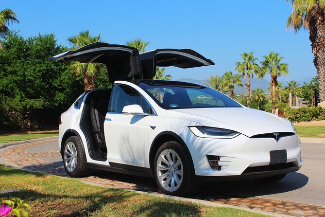 Los Cabos Luxury Private Tesla Airport Transfer - An In-Depth Look at the Tesla Airport Transfer in Los Cabos