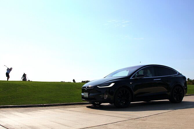 Los Cabos Luxury Private Tesla Transfer from Airport to Puerto Los Cabos Area - FAQs