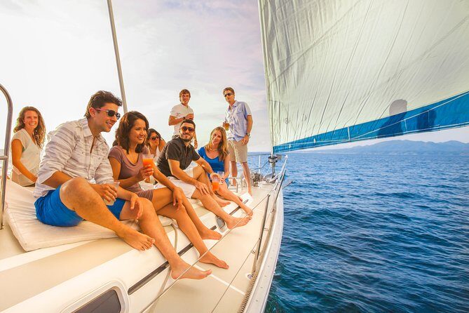 Los Cabos Luxury Sunset Sail with Light Appetizers and Open Bar - A Closer Look at the Experience