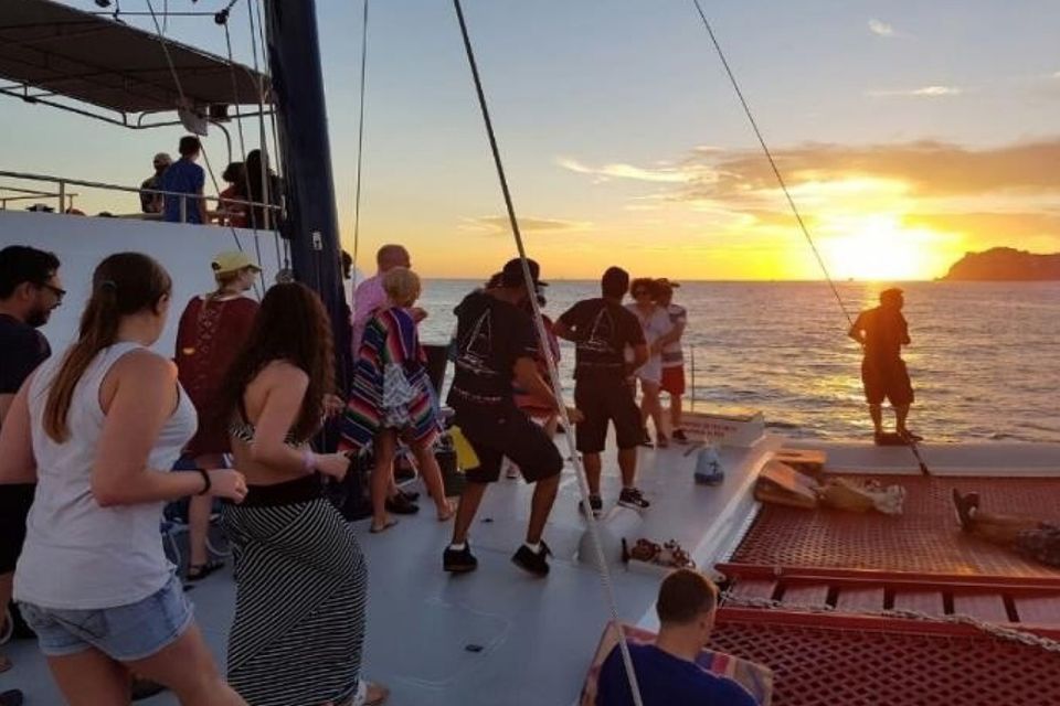 Los Cabos: Tacos & Tequila Tasting Sailboat Tour - Tequila Tasting and Tacos