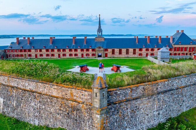 Louisbourg Fortress, Lighthouse and Cliffside Adventure - Introduction
