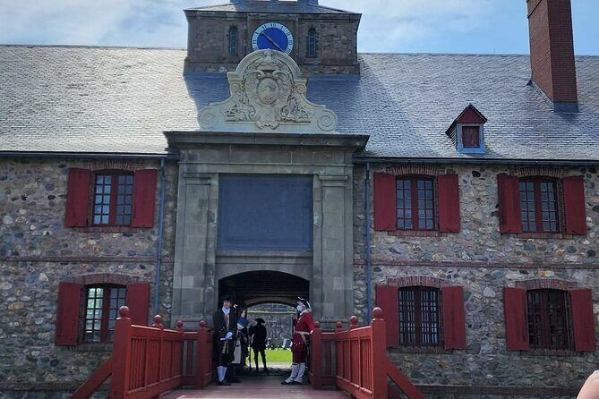 Louisbourg Fortress, Lighthouse and Cliffside Adventure - Louisbourg Lighthouse and Coastal Beauty