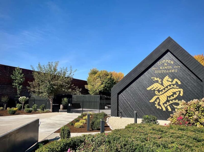 Louisville: The Brandy in Bourbon Country Experience - Authentic and Educational