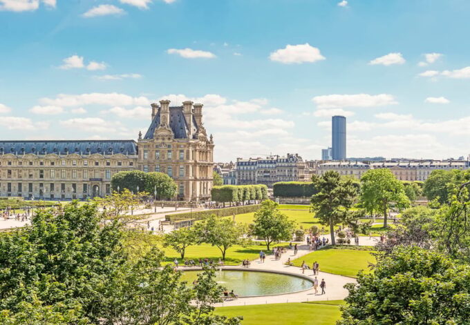 Louvre Guided Treasure Hunt for Families and Kids - Uncovering Hidden Gems