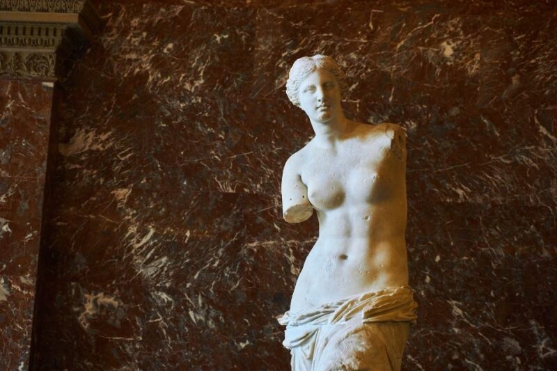 Louvre Private Guided Tour From Paris / Tickets Included - Experience Highlights