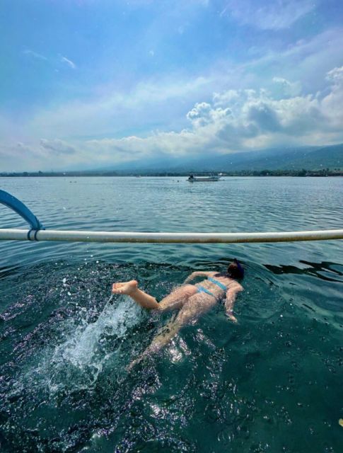 Lovina/Bali: Dolphin Watching, Swimming, and Snorkeling Tour - Getting to Lovina
