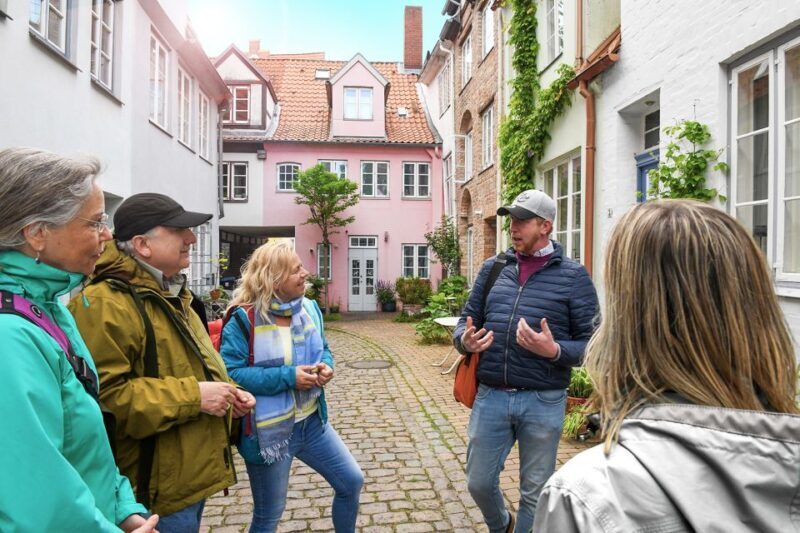 Lübeck: Entertaining Tour Through Hidden Courtyards - Exploring Lübeck’s Hidden Corners: A Detailed Look