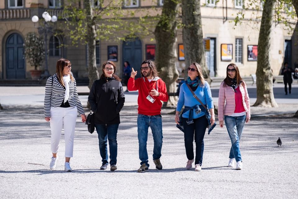 Lucca: Aperitivo Evening Food and Wine Tour - Customer Reviews