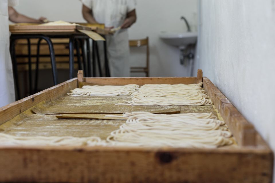 Lucca: Fresh Pasta-Making Class at a Locals Home - Inclusions