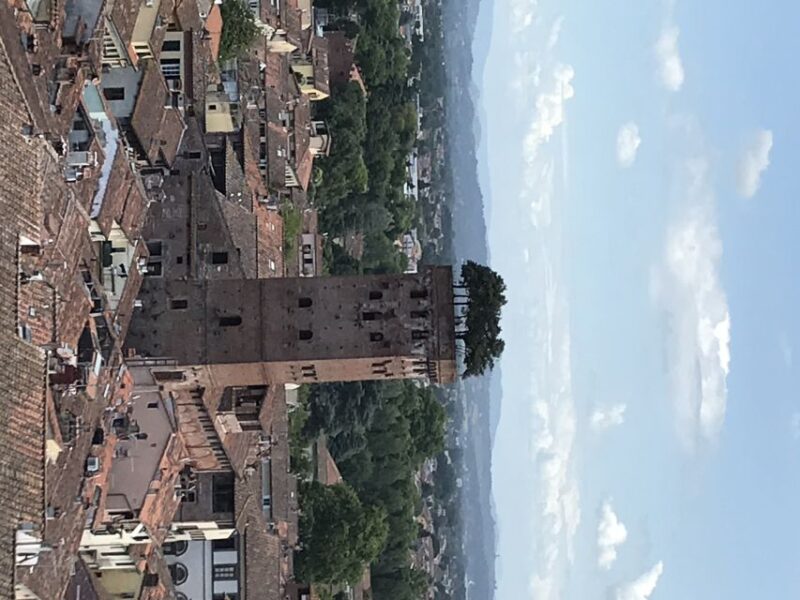 Lucca: Guided City by Night Walking Tour - Itinerary Details