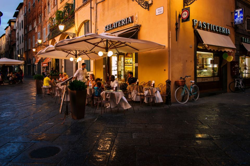 Lucca: Guided Food Walking Tour With Tastings - Itinerary and Stops