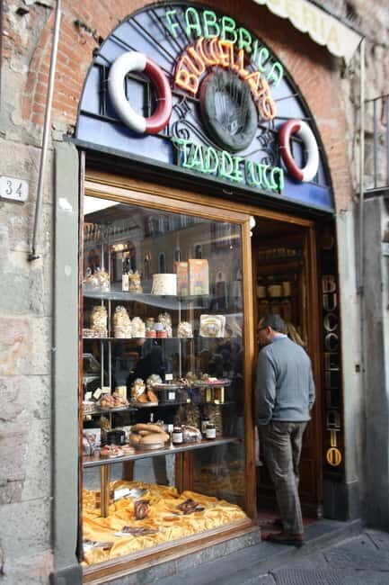 Lucca: join a 'must see' walking tour! (English) - An In-Depth Look at Lucca’s Guided Walking Tour