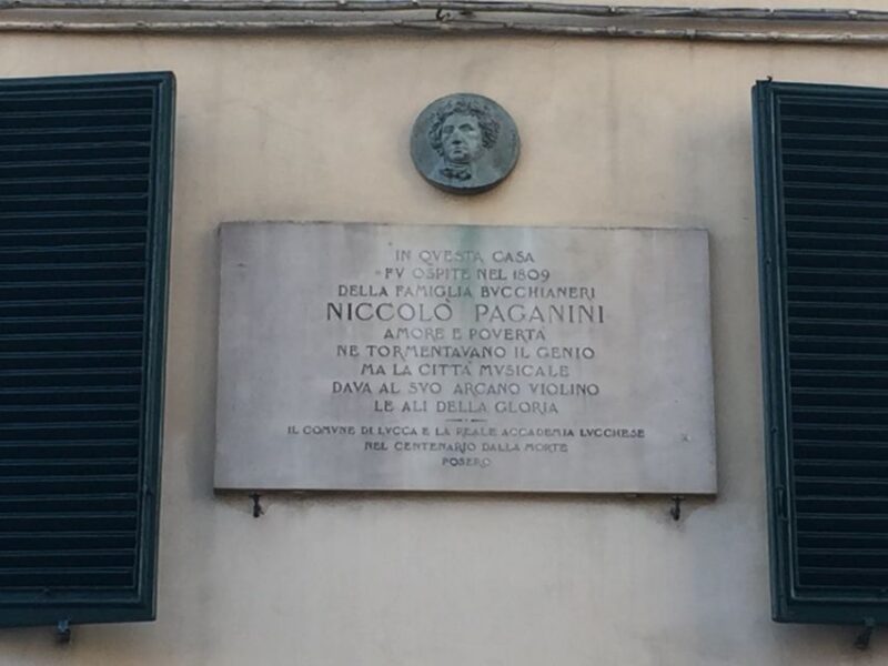 Lucca: Musical Walking Tour With Puccini Museum Visit - The Musical Journey