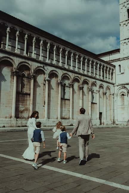 Lucca: Servizio fotografico professionale, Pisa, Firenze - Why Choose a Professional Photoshoot in Lucca?