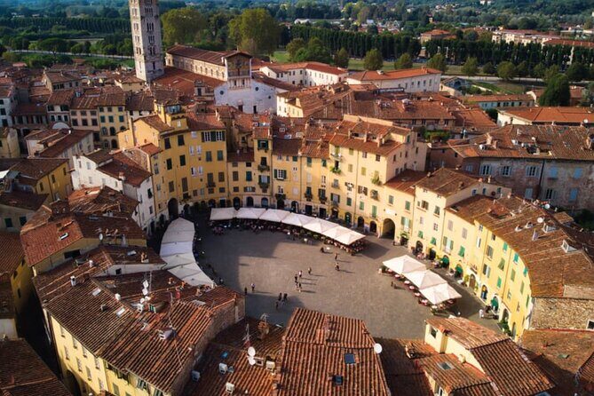 Lucca Walking Tour with Audio and Written Guide by a Local - Comprehensive Overview of the Tour