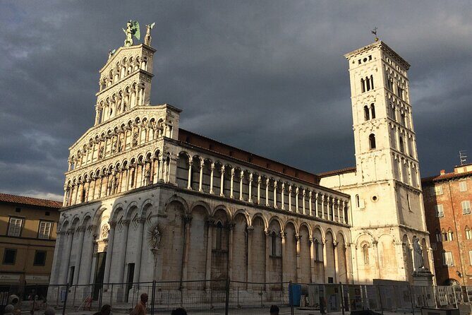 Lucca Walking Tour with Audio and Written Guide by a Local - Frequently Asked Questions