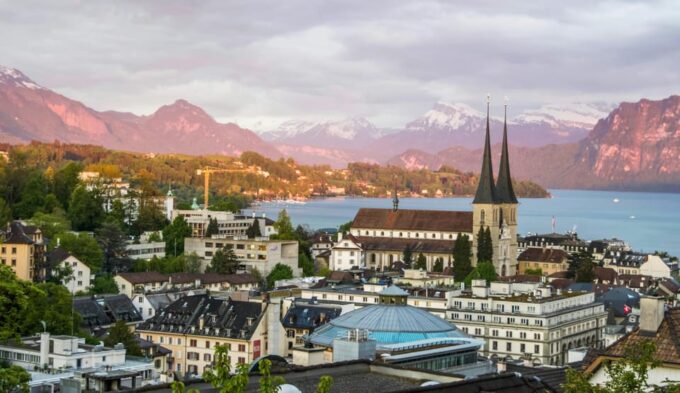 Lucerne: 3-Hour Walking Tour With a Local Guide - Ask Away