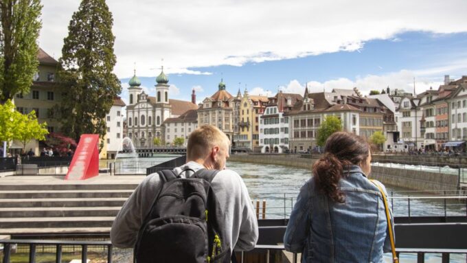Lucerne: Express Walk With a Local in 60 Minutes - Customer Ratings and Feedback