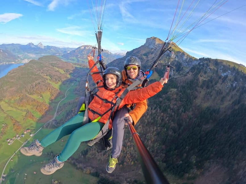 Lucerne: Paragliding Tandem Flights - An In-Depth Look at the Paragliding Experience in Lucerne