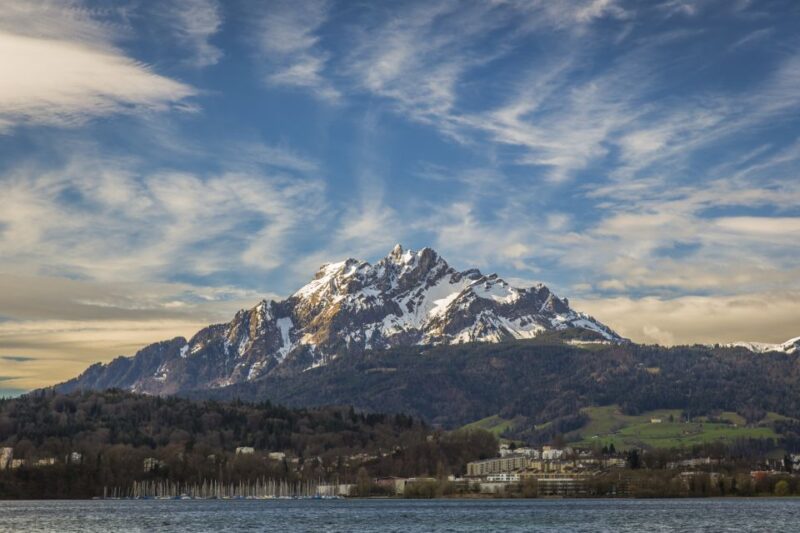 Lucerne: Walking and Boat Tour With Cheese & Wine Tasting - Tour Highlights and Itinerary