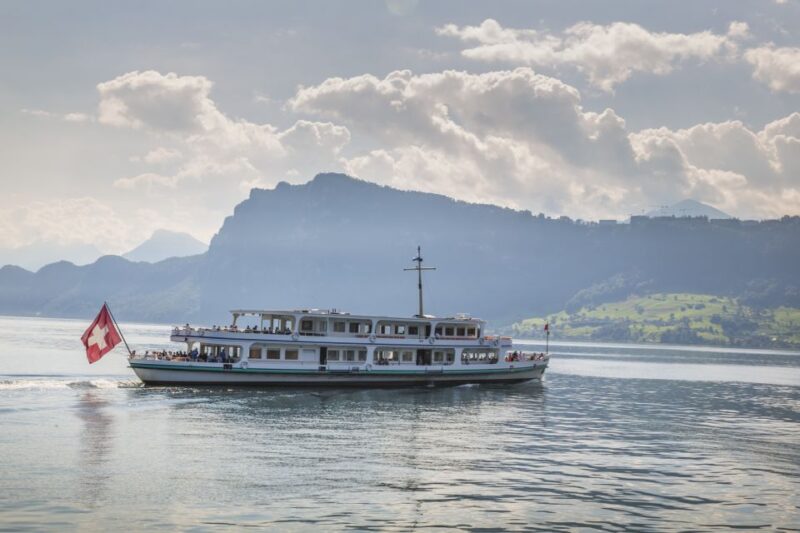 Lucerne: Walking and Boat Tour With Cheese & Wine Tasting - Languages and Guides