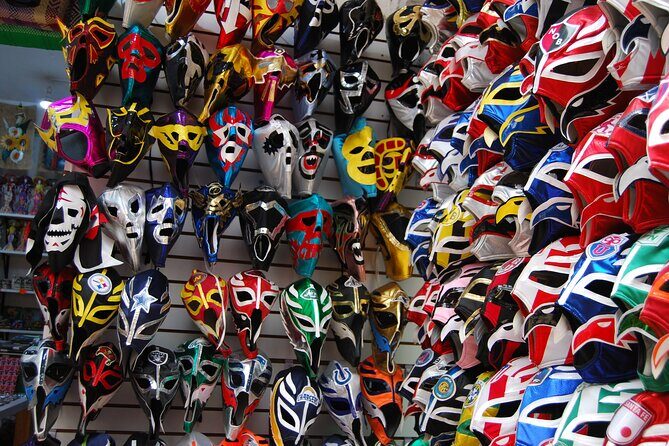 Lucha libre show & Pulque tasting by bicycle - Key Points