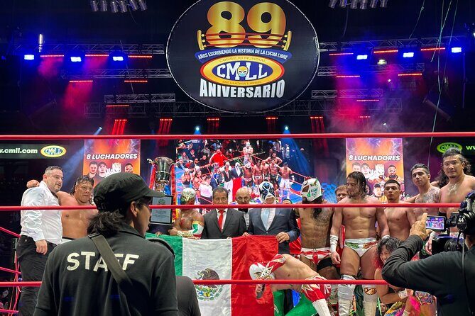 Lucha Libre VIP EN Front Row at Arena México - A Closer Look at the Experience