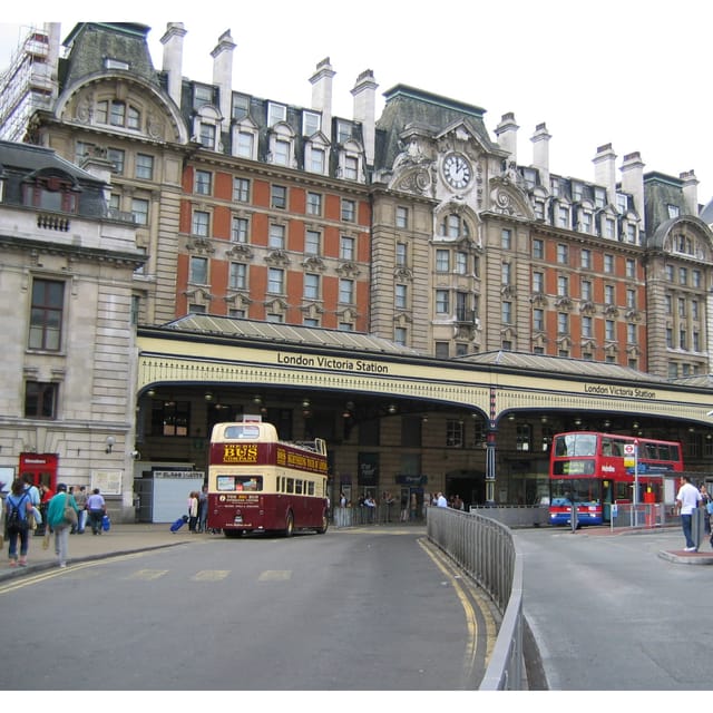 Luggage Storage Victoria Station - Accessibility Options