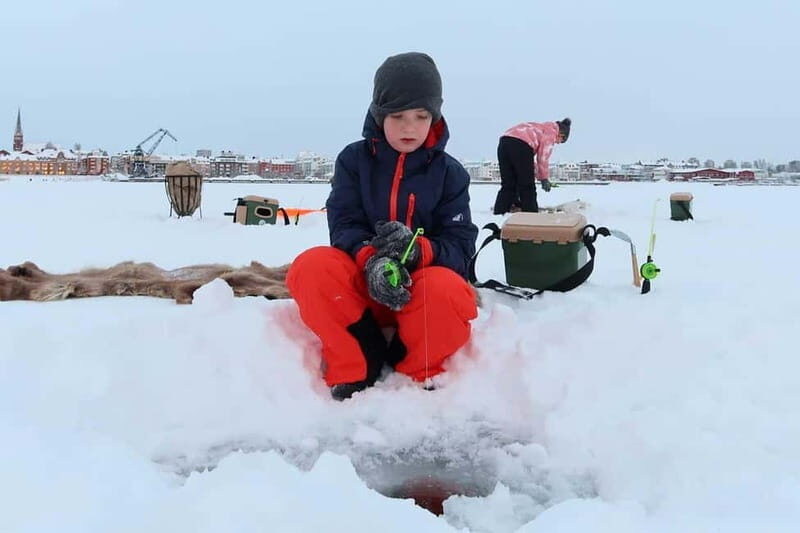 Lulea: Ice Fishing Tour in the heart of the city with Guide - Key Points