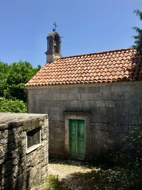 Lumbarda - Sunset Kayak Tour with a Picnic - Wine and Sweets - The Sum Up