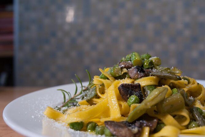 Lunch or dinner and cooking demo at a local home in Fasano - Who Would Love This Experience?