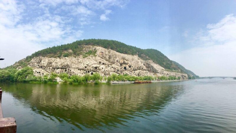 Luoyang Classic Day Tour Longmen Grottoes Old Twon Explore - Good To Know