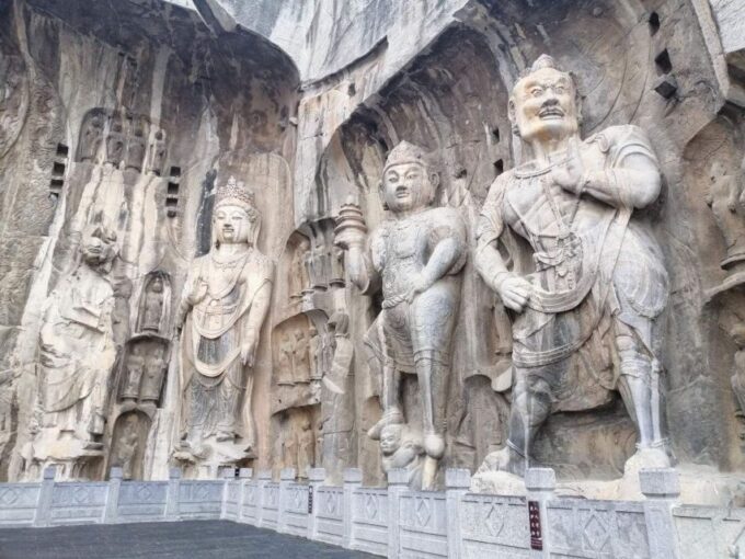 Luoyang Classic Day Tour Longmen Grottoes Old Twon Explore - Lijingmen Street