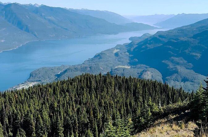 Lux Adventure Calgary to Golden via Banff and Lake Louise - The Final Stretch to Golden