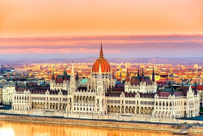 Luxurious, Private Day Cruise With a Water Limousine on the Danube - Good To Know