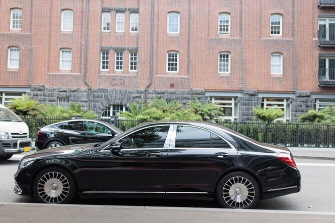 Luxury Airport Transfer to Melbourne CBD - What to Expect: A Smooth and Stress-Free Ride