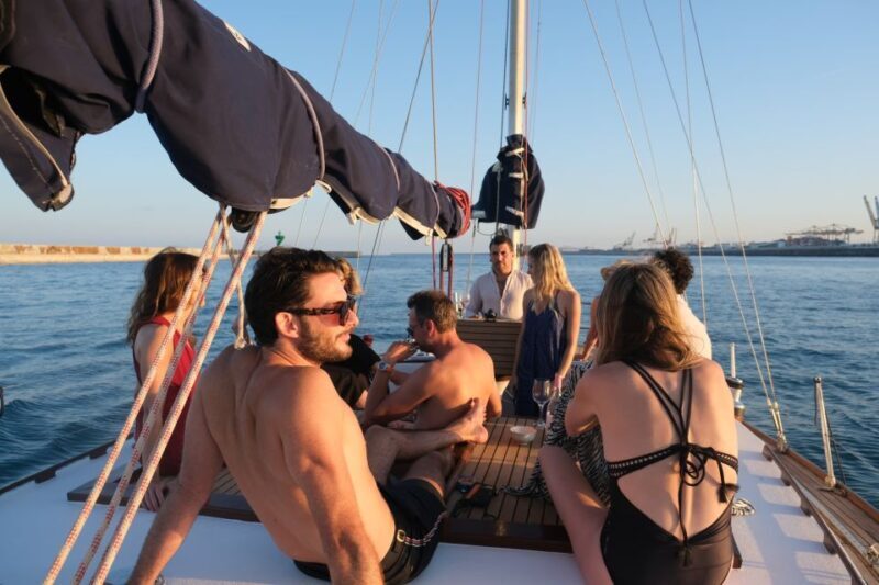 Luxury and exclusive sailing tour with private service - Who Should Consider This Tour?