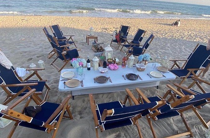 Luxury Beach Bonfire and Picnic Dinner at Town Line Beach - Who Should Consider This Experience?