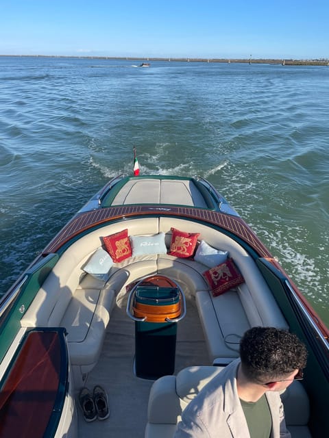 Luxury Boat Tour - Riva Aquariva Venice Yacht - Key Points