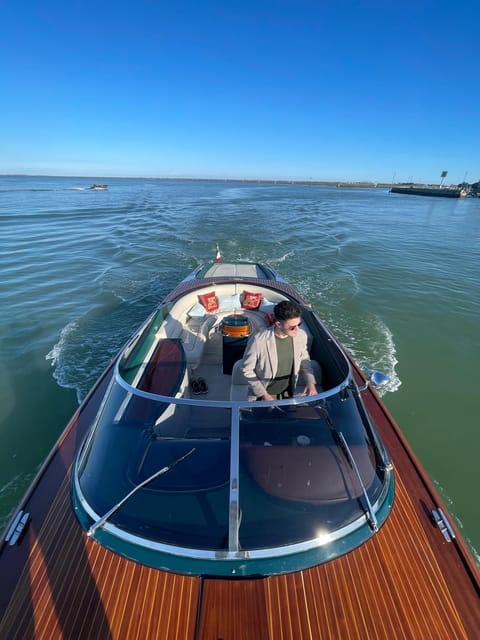 Luxury Boat Tour - Riva Aquariva Venice Yacht - An In-Depth Look at the Tour