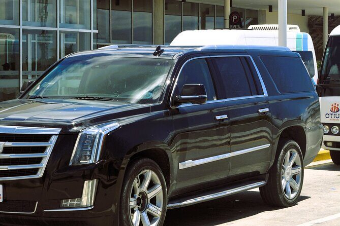 Luxury Cadillac Airport Transfer in Punta Cana - Key Points