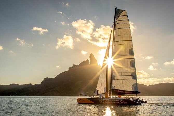 LUXURY Catamaran Bora Bora : The Sunset Escape - Introduction