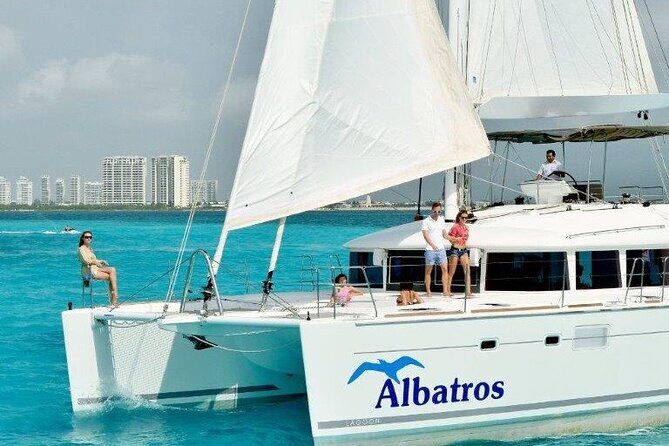 Luxury Catamaran Tour to Isla Mujeres with Transportation - An In-Depth Look at the Tour Experience